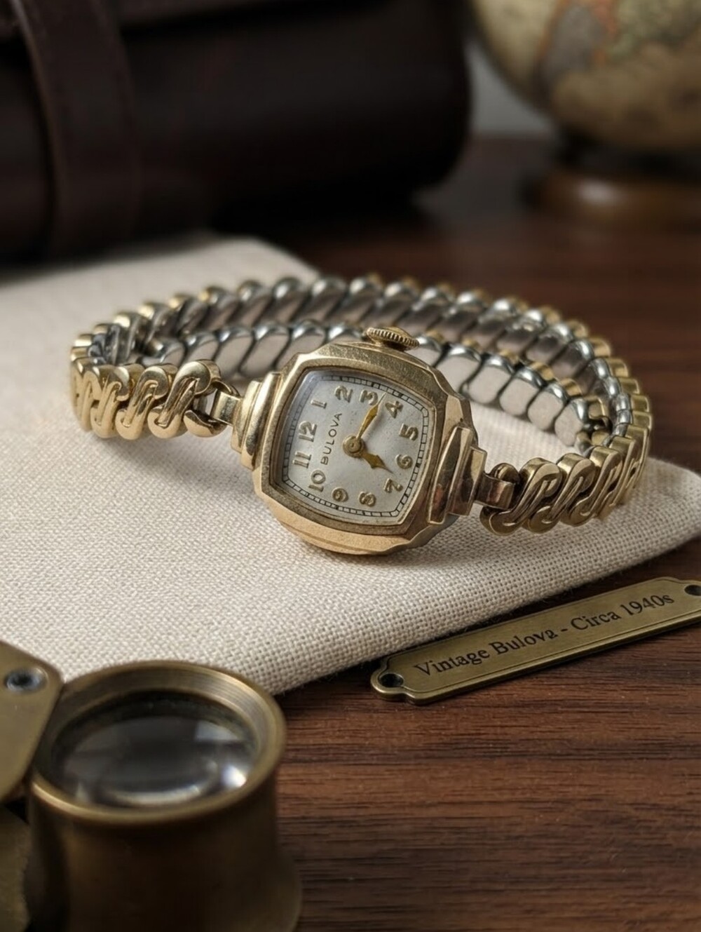 Vintage Bulova Two-Tone Expansion Band Mechanical Watch
